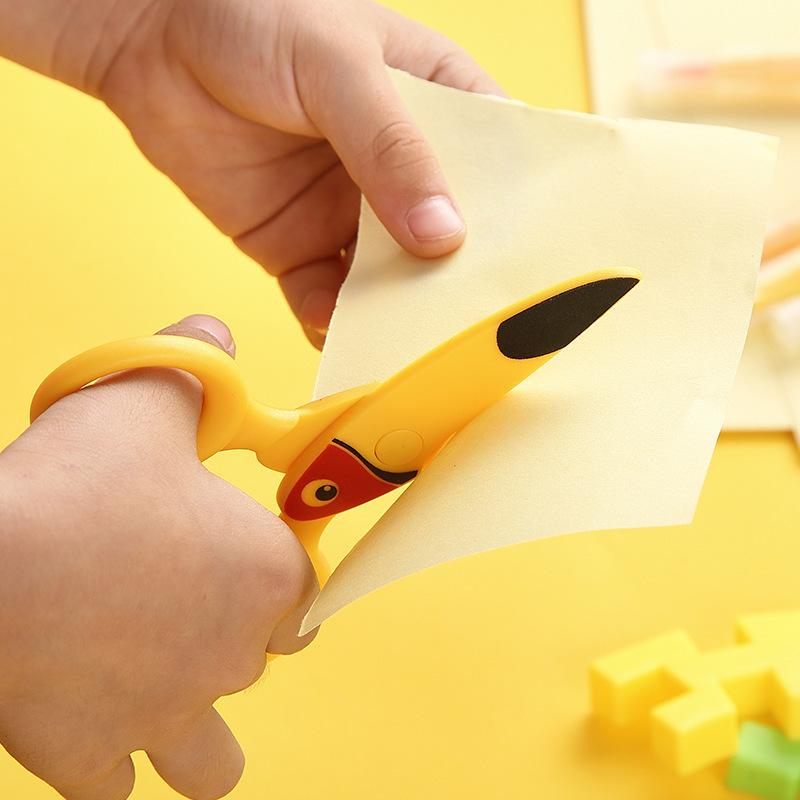 Ciseaux en plastique pour enfa - Art Craft Preschool avis et prix